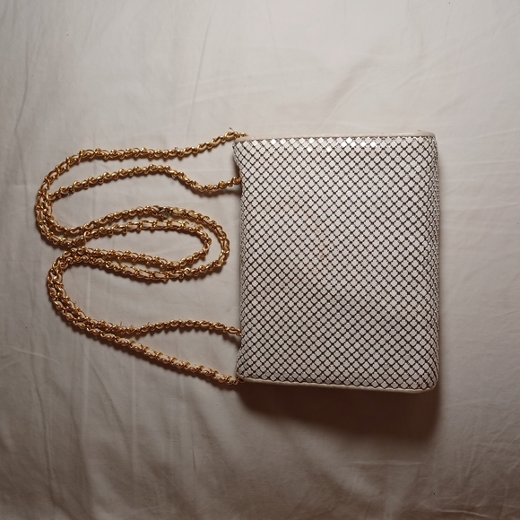 Vintage Whiting & Davis 80's White Shoulder Bag - Picture 3 of 10